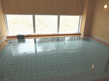 「赤井川村 保養センター」の副浴槽（和風側）