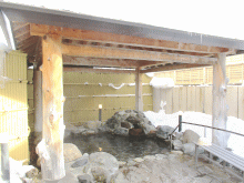 「朝里川温泉ホテル」の露天風呂