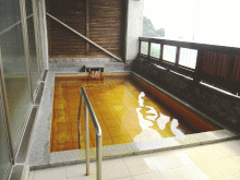 「岩尾温泉あったま〜る」の露天風呂