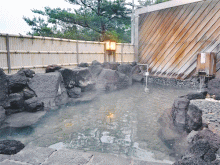 「ながぬま温泉」の露天風呂