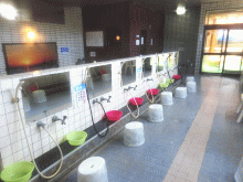 「余市川温泉」の洗い場