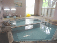 「糠平温泉ホテル」の浴場（男湯）