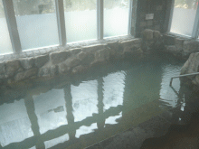「菅野温泉」のウヌカル浴場、内湯