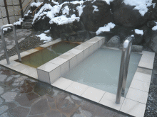 ニセコ雪秩父の露天風呂（湯花の湯と玉肌の湯）